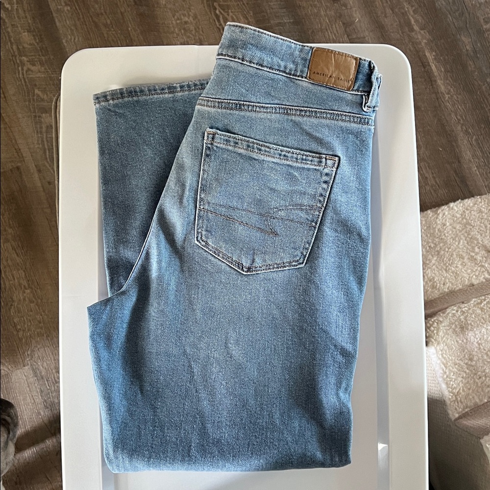 American Eagle Outfitters Denim Stretch Mom Jean - Picture 2 of 5